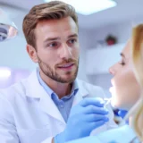 Mislukt tandimplantaat: symptomen en oorzaken