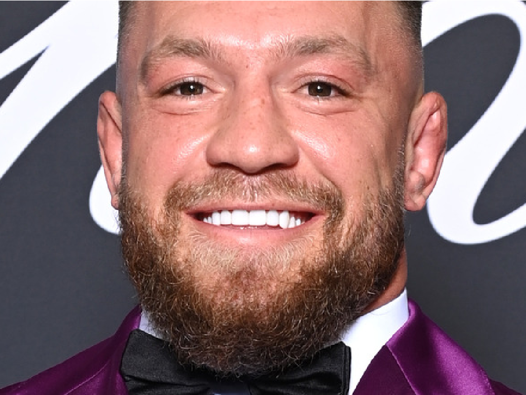 tandheelkundigeWelke beroemdheden hebben een tandheelkundige fineer? fineer